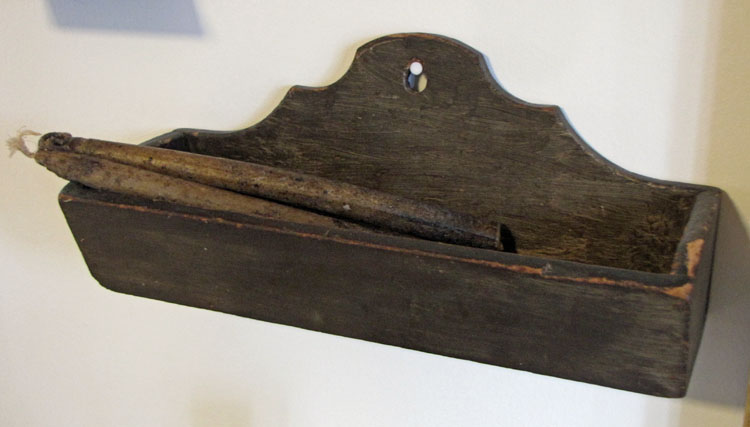 Hanging Wall Box